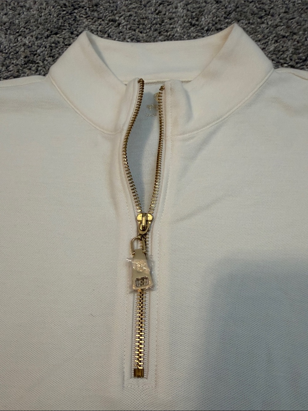 NWOT Ivory Spartina s/s Mock Neck Top, Sm. Gold Zipper adds Richness to the look - Picture 3 of 7
